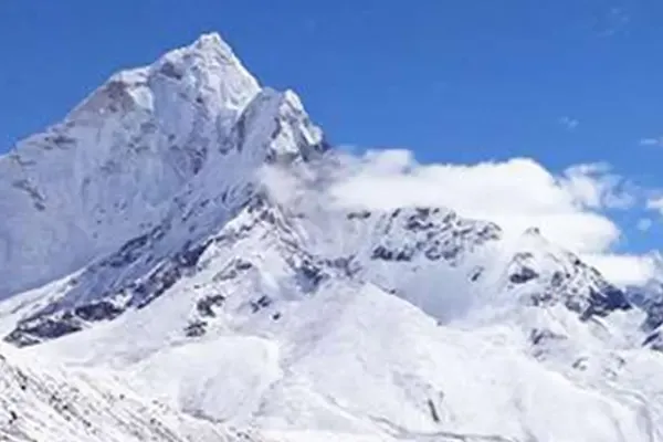 Everest Base Camp Trek, Cost and Itinerary