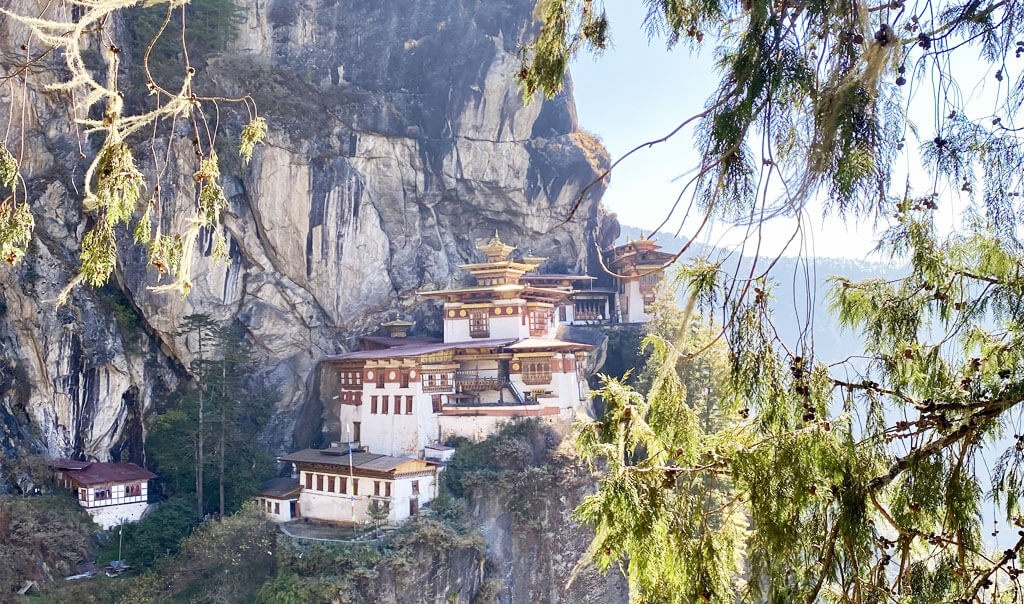 Bhutan tour 6 nights 7 days