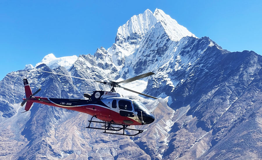 Everest base camp trek helicopter return