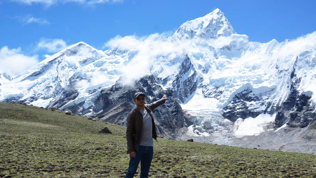 everest-helicopter-return-trek