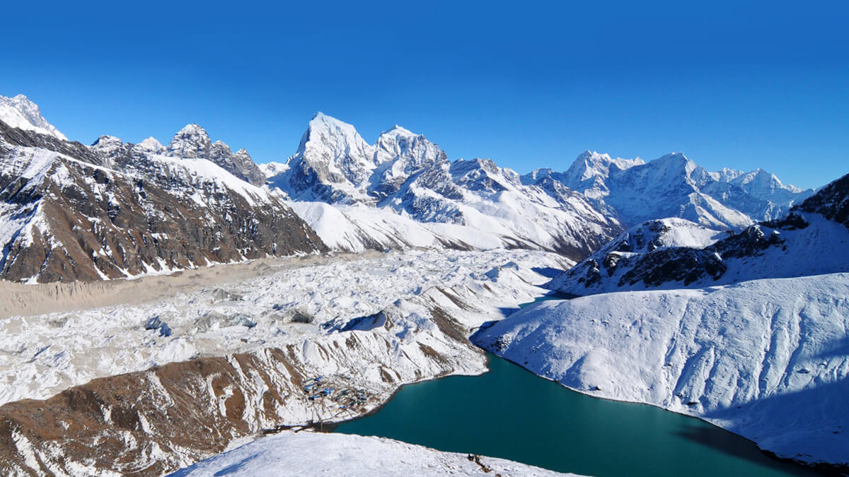 gokyo lake trek