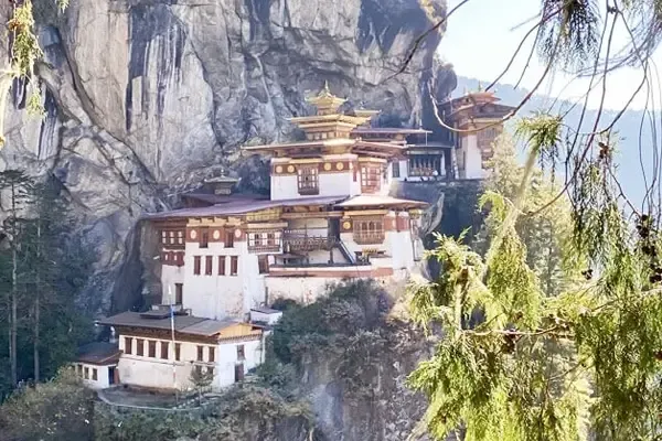 Bhutan tour 6 nights 7 days