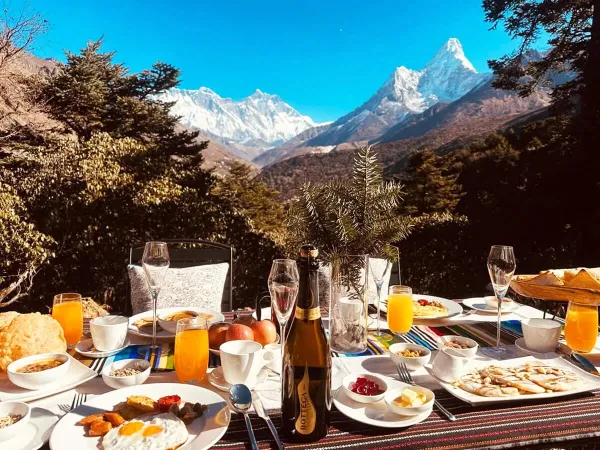 Everest Luxury Lodge Trekking