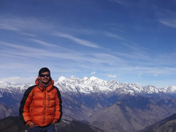 Gosaikinda Lake Trek