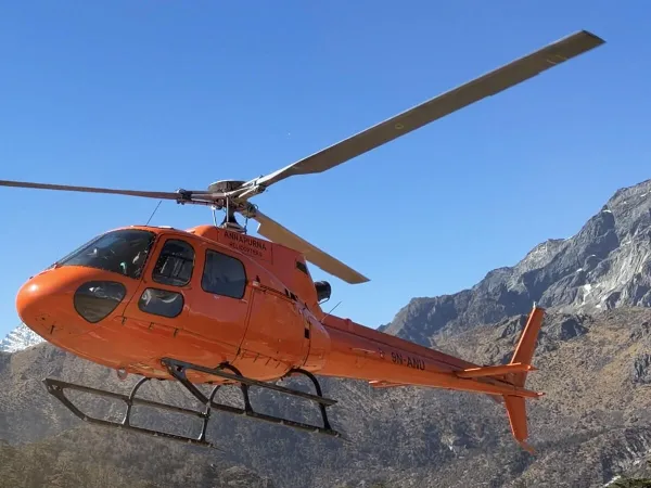 Kanchenjunga Helicopter Tour Cost