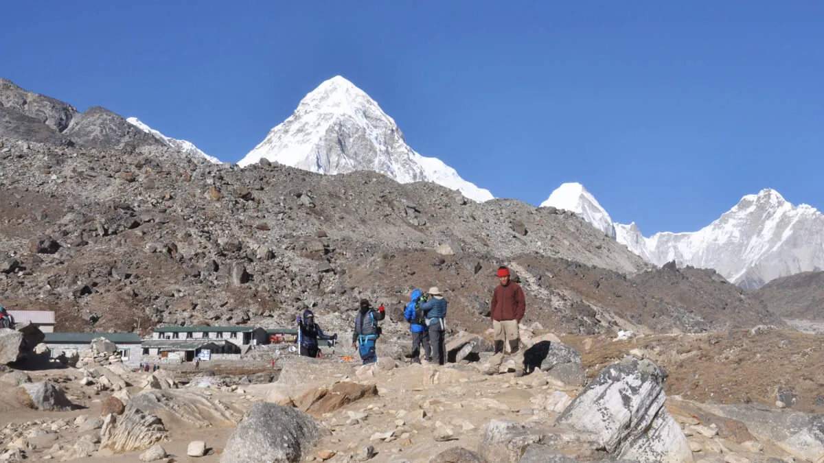 lobuche-village-1