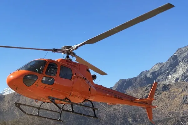 Kanchenjunga base Camp Helicopter Tour